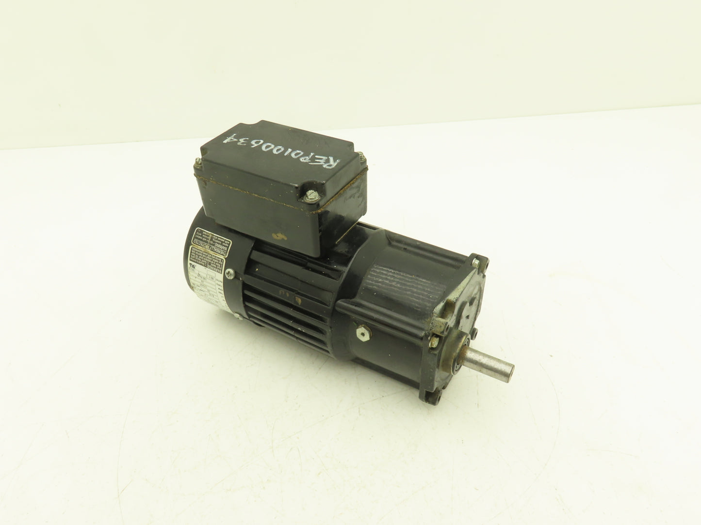 Bodine Electric 34X4BFCI-Z3 Gearmotor 115VAC 1/15Hp 60:1 Ratio 28rpm