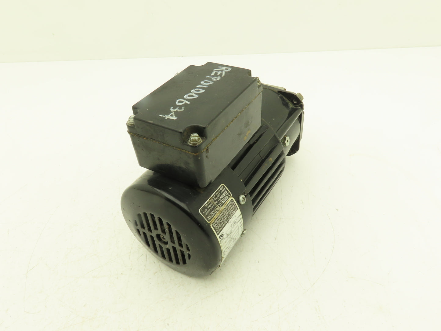 Bodine Electric 34X4BFCI-Z3 Gearmotor 115VAC 1/15Hp 60:1 Ratio 28rpm