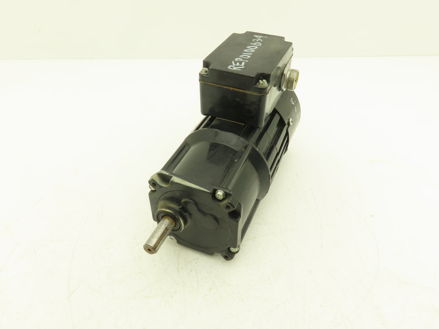 Bodine Electric 34X4BFCI-Z3 Gearmotor 115VAC 1/15Hp 60:1 Ratio 28rpm