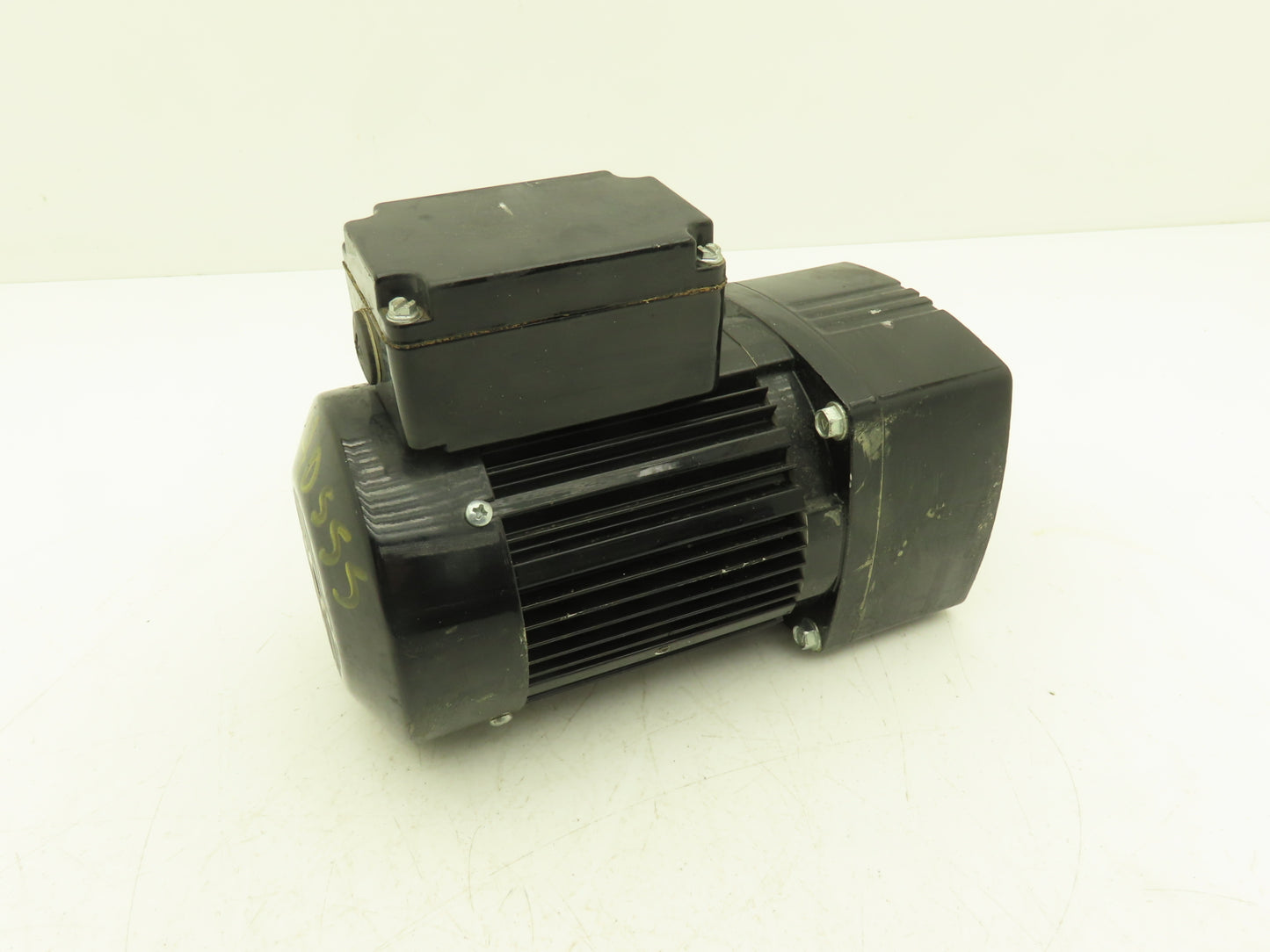 Bodine 42R5BFCI-E3 Gearmotor 230VAC 1PH 30:1 Ratio 47rpm Inline Parallel