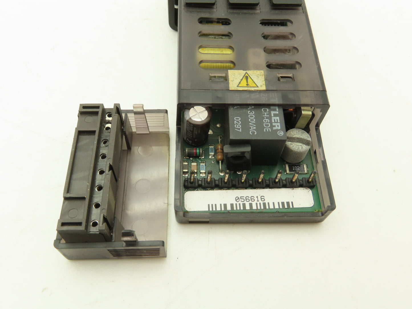 Watlow 935A-1CD1-AA0R Temperature Controller 24V 8VA