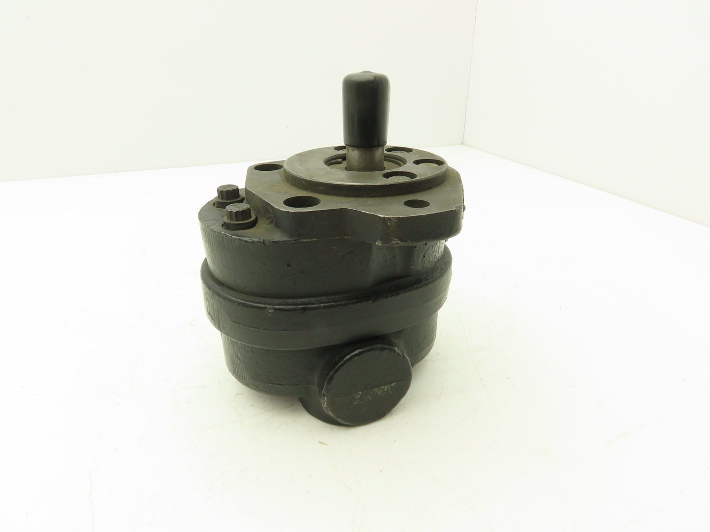 John S Barns Hydraulic Gear Pump 16GPM 1750PSI 3500RPM 3/4" Keyed Shaft