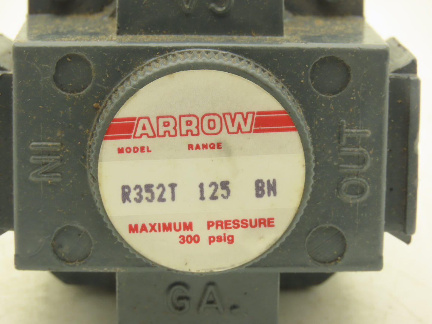 Arrow R352T Pneumatic Air Regulator 1/4"NPT 125PSI 50SCFM T-Handle  Lot of 2