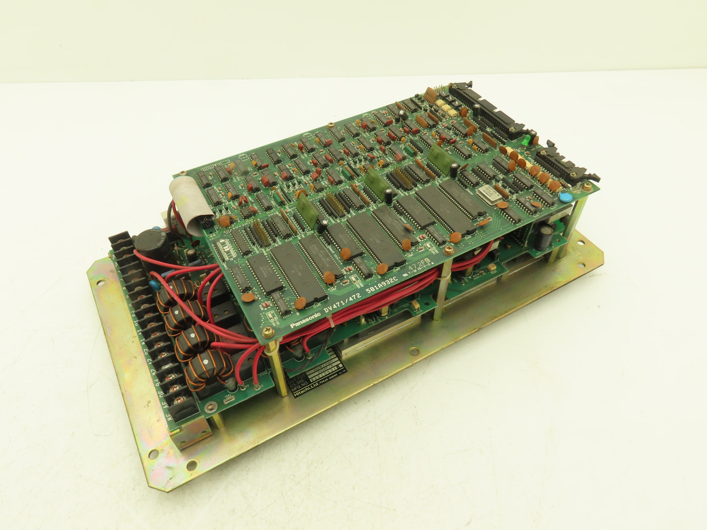 Hitachi HDV472F AC  Servo Motor Amplifier Controller Module 581A932C