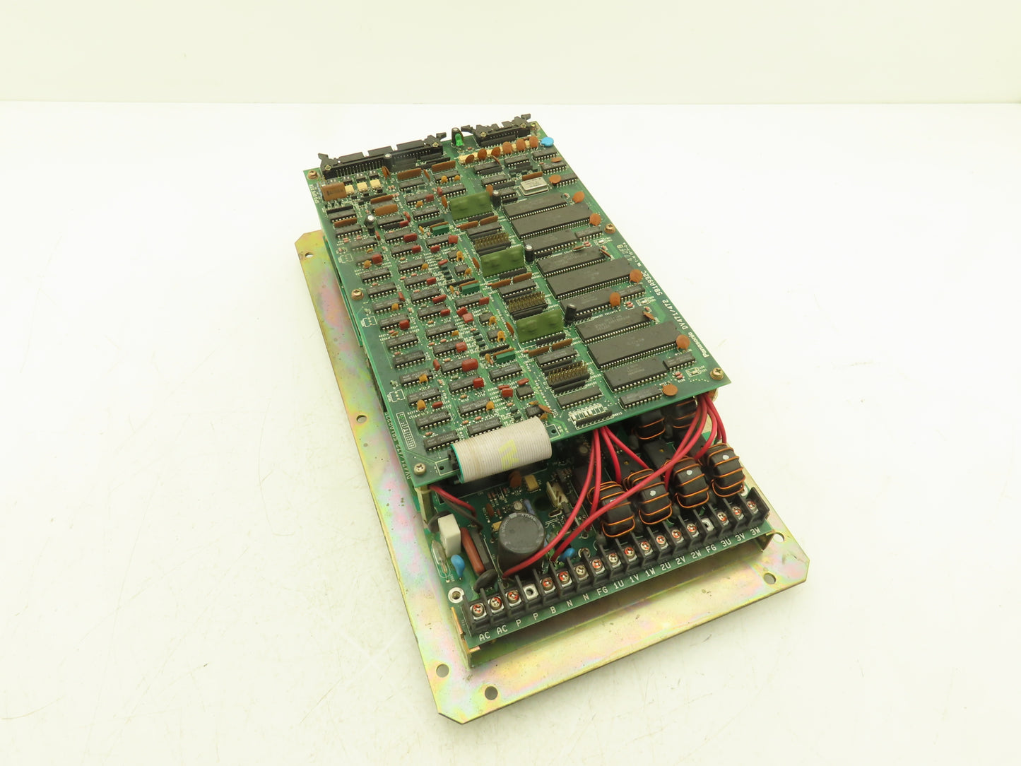 Hitachi HDV472F AC  Servo Motor Amplifier Controller Module 581A932C