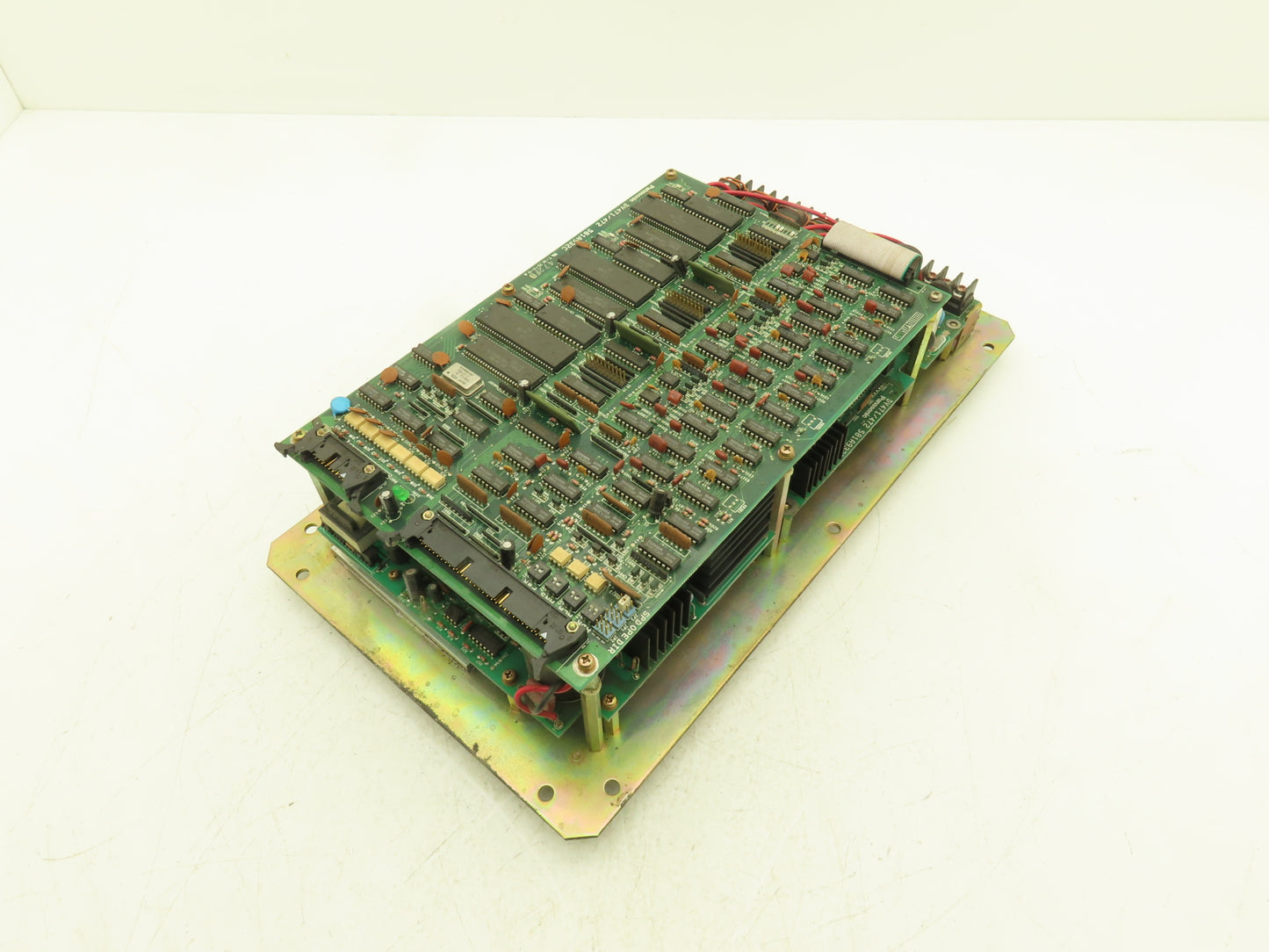 Hitachi HDV472F AC  Servo Motor Amplifier Controller Module 581A932C