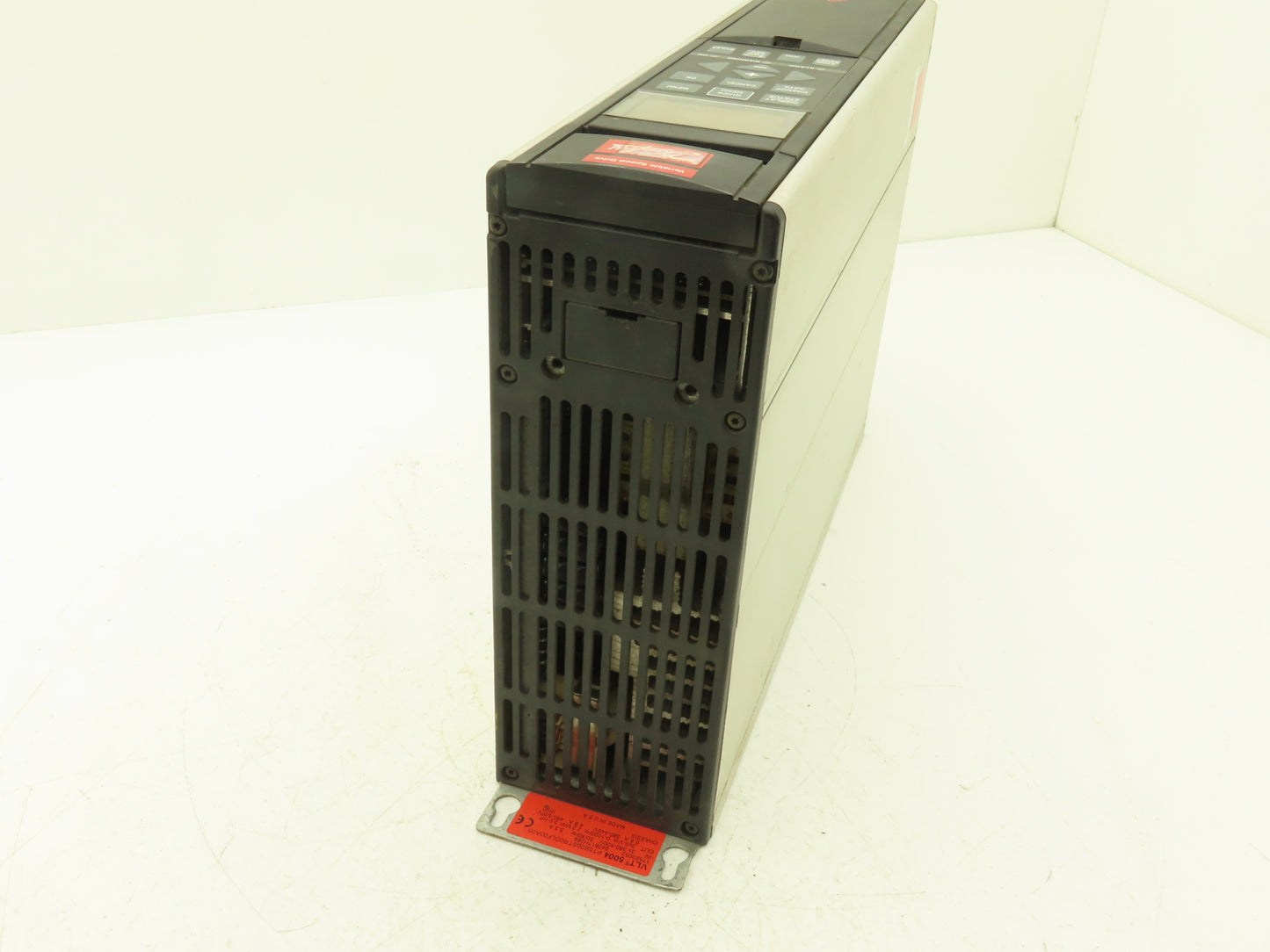 Danfoss VLT5004PT5B20STR0DLF00A00 Variable Speed Drive VFD 2.2kW 3Hp 500vac 3Ph
