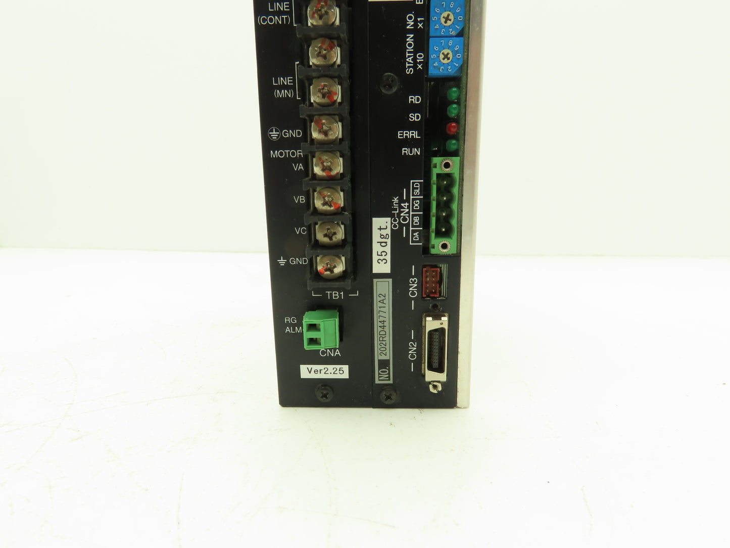 Yokogawa Dynaserv UR1015C0ZB-2CN*C DD Servo Drive Actuator 230VAC 300VA V2.25
