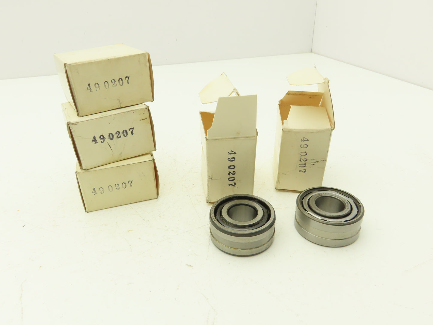 NSK C5204 Ball Bearing Double Row 20mm-ID x 47mm-OD x 20.5mm-Width Lot of 5