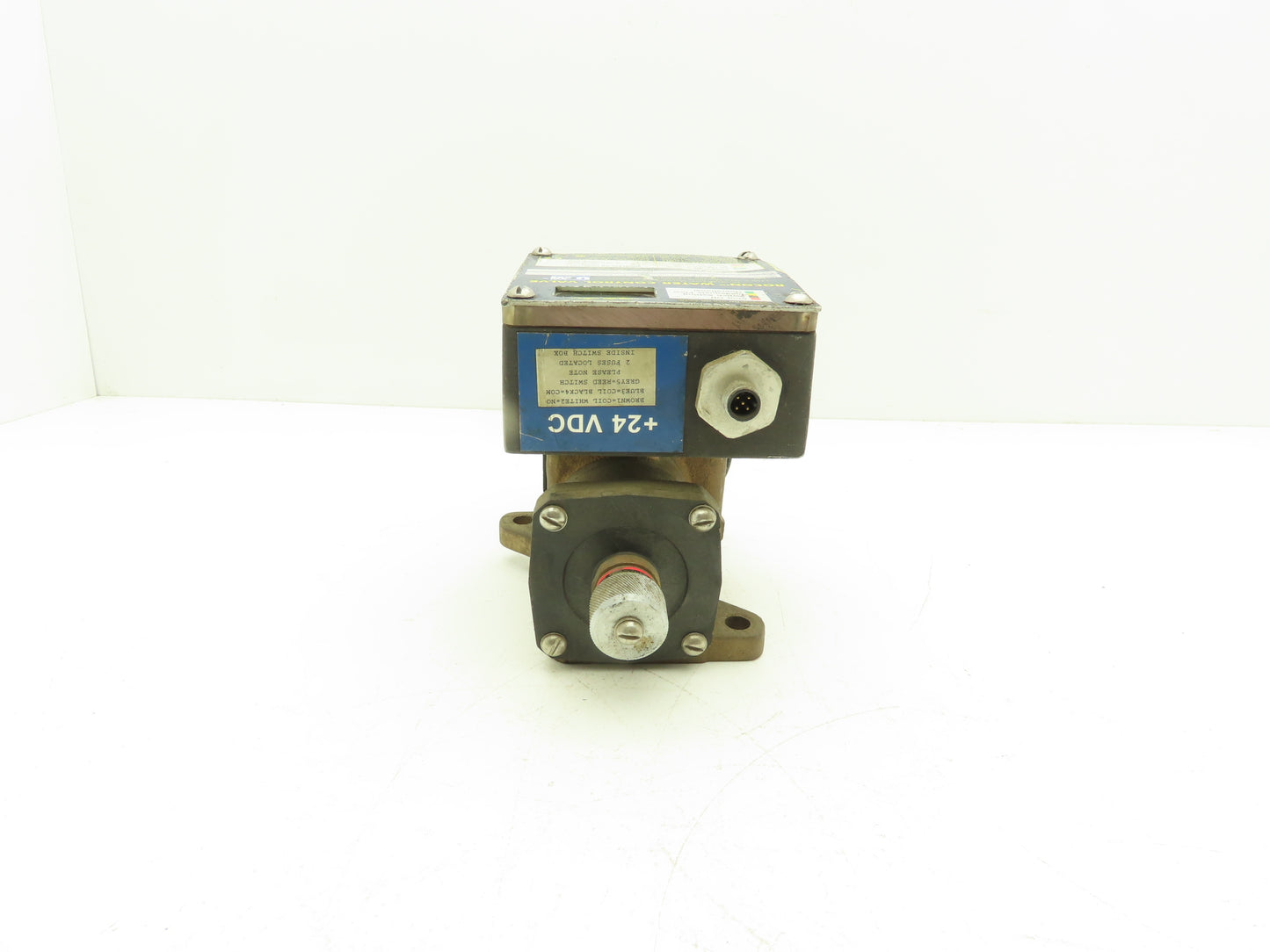 UFM Rocon WCV-S-4-H-7-E3C5-D-L-E5C2 Bronze Water Flow Control Valve 1/2"npt