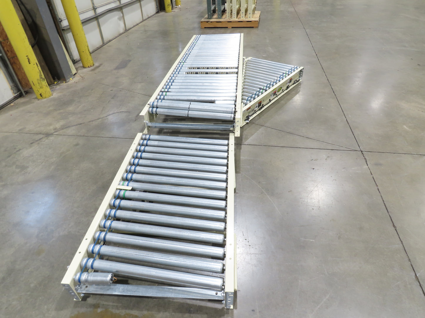 Hytrol 190E24 30"x 12' 9" Accumulation Roller Conveyor E24i w/Spur Transfer