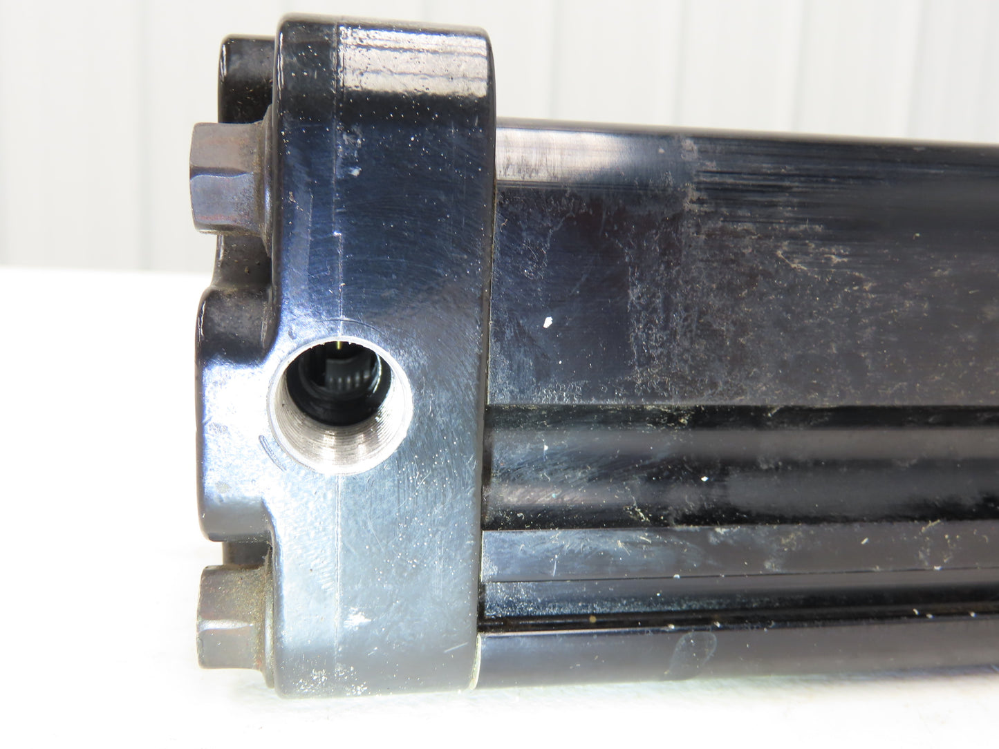 TOL-O-MATIC BC220 SK13 RT2 FM2 Pneumatic Band Cylinder 2" Bore 13" Stroke