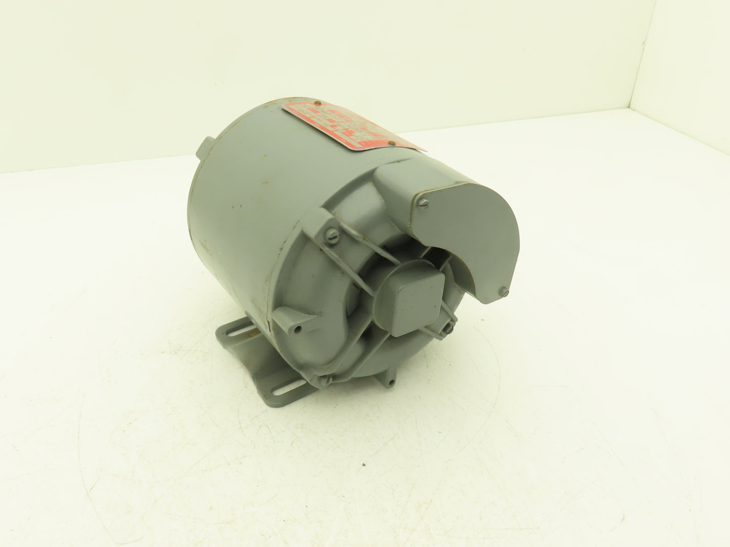 Delco 2J7624-Z Vintage AC Motor 1/2Hp 1750 RPM 230/460V 3PH 56 Frame 5/8"Shaft