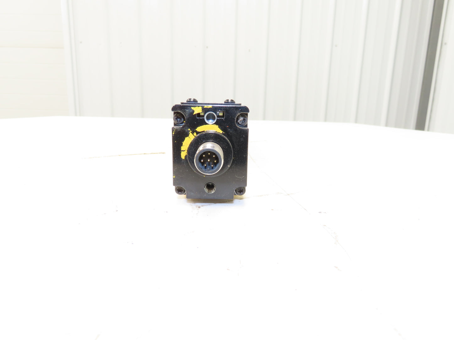 Banner SLSE30-1200Q8 EZ Screen Safety Light Curtain Emitter 1200mm 24VDC