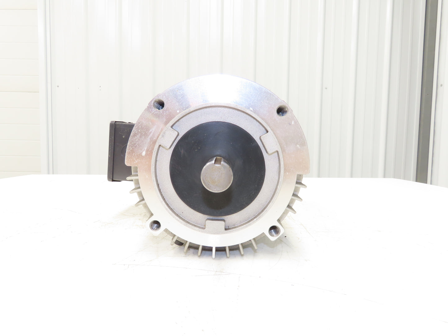 US Motors P63GDP-1451 Polyphase AC Motor 3Hp 3450RPM 208-230/460V 3Ph 145TC TEFC