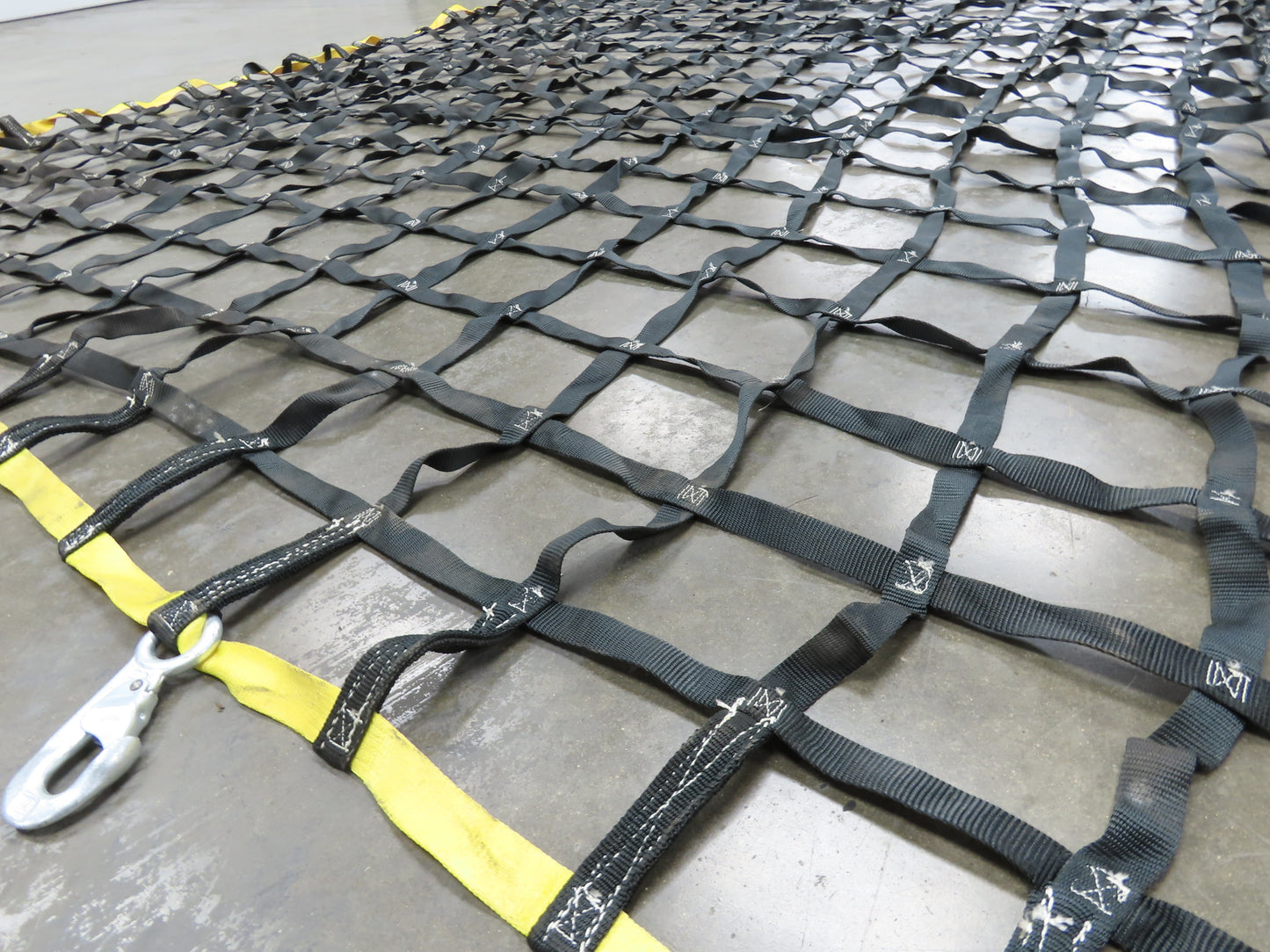 Miller 10'x 9' Nylon Cargo Net 1" Webbing w/Safety Snap Hooks
