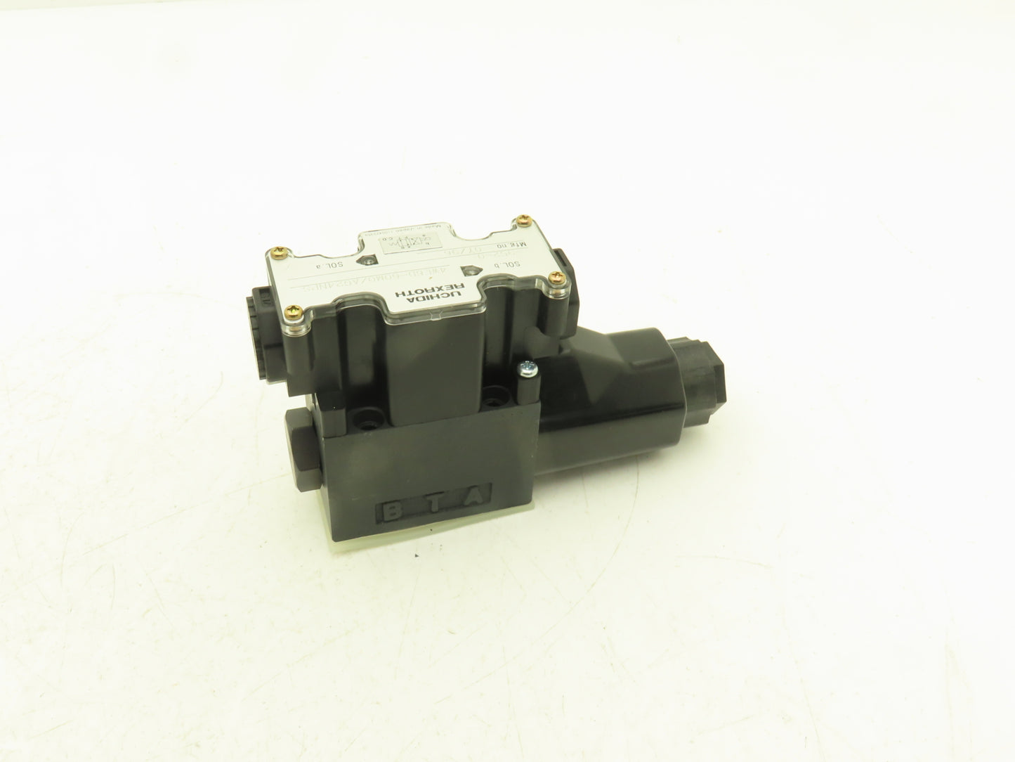 Uchida Rexroth 4WE6D-60M0/AG24NPS-952-0 Directional Solenoid Valve 24VDC