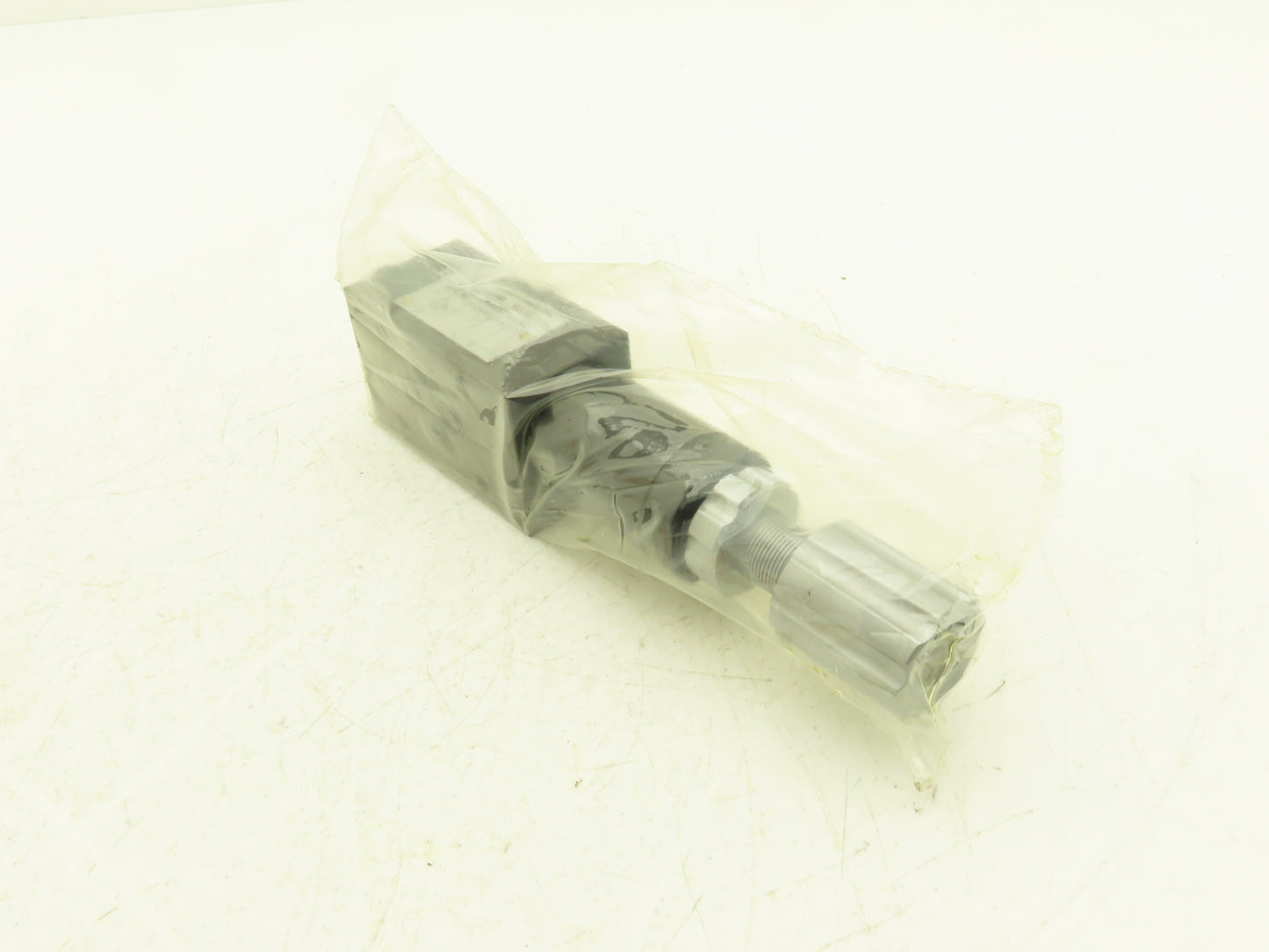 Daikin MG-02P-2-50-T Hydraulic Pressure Reducing Stack Valve 50M5X13