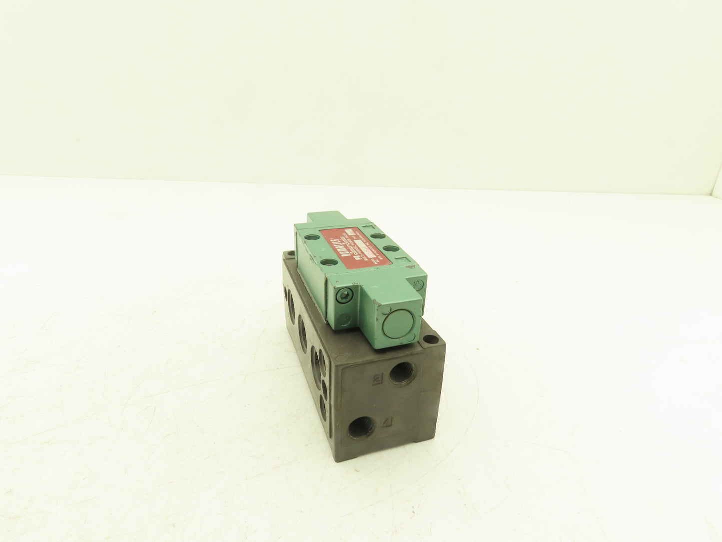 Numatics 1JDPA4F1 Pneumatic Air Power Valve w/Manifold PA Junior Series