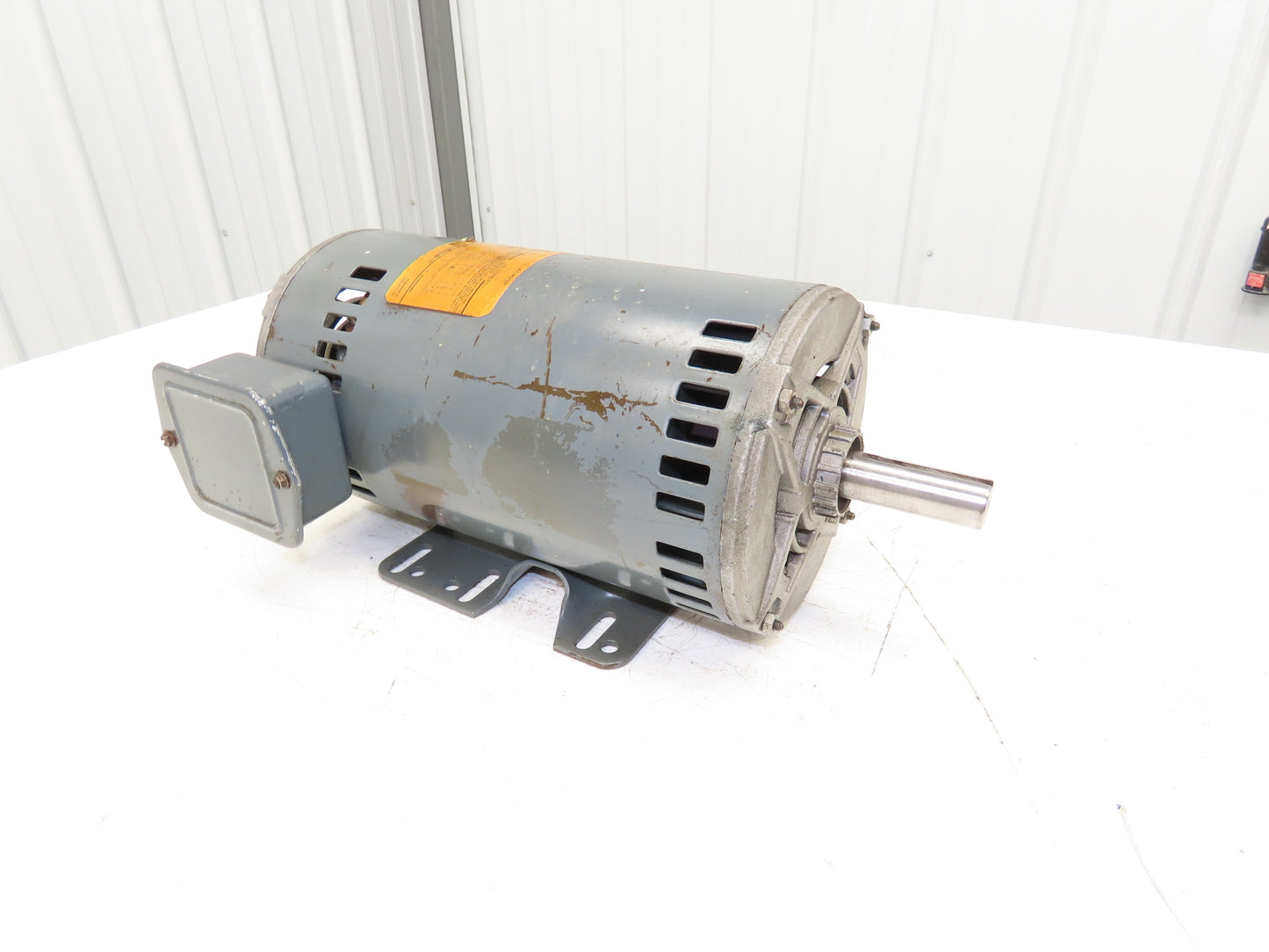 General Electric 5K49QN4143 AC Motor 5Hp 1725 RPM 208-230V 3Ph 145TY
