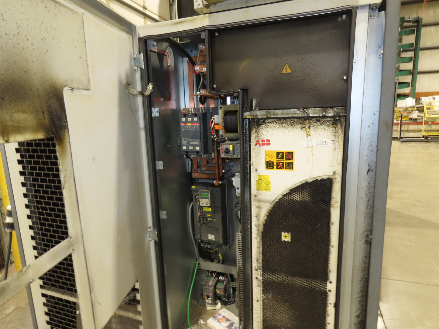 Atlas Copco GA160VSD-FF 215Hp Rotary Screw Air Compressor 1076CFM 460v Air Dryer