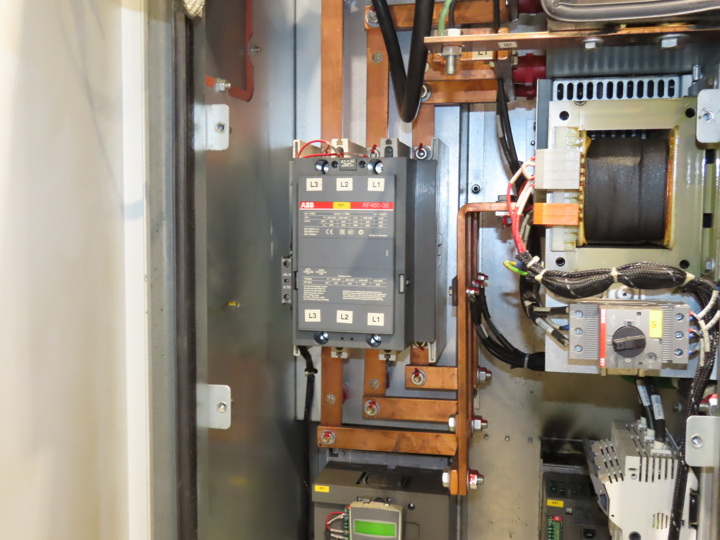 Atlas Copco GA160VSD-FF 215Hp Rotary Screw Air Compressor 1076CFM 460v Air Dryer