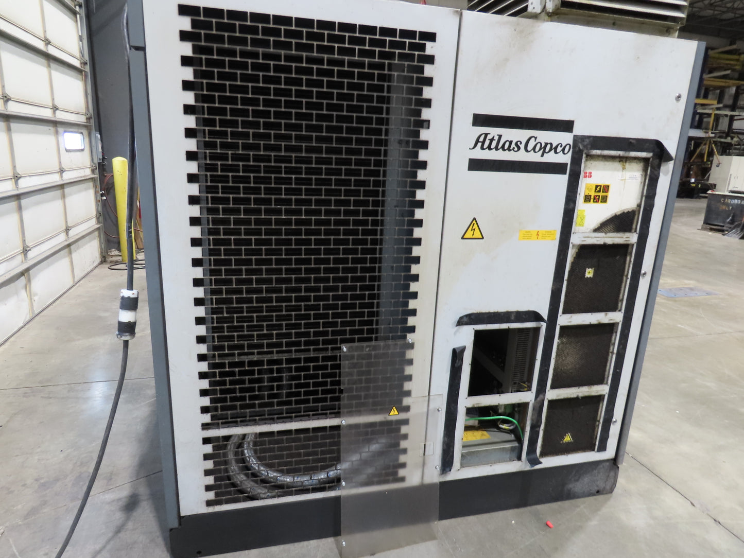 Atlas Copco GA160VSD-FF 215Hp Rotary Screw Air Compressor 1076CFM 460v Air Dryer