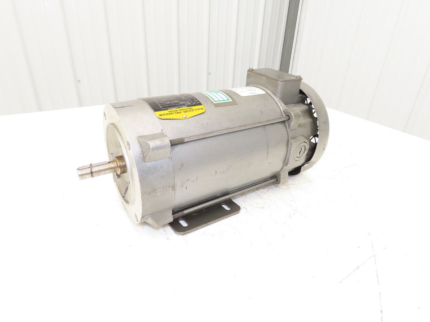 Baldor Reliance CD5319 DC Motor 180V 1Hp 5A 1750 RPM 56C Frame 5/8" Shaft