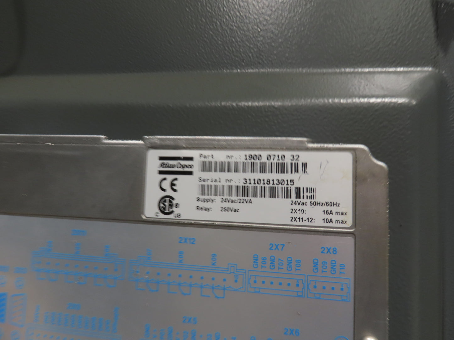 Atlas Copco GA160VSD-FF 215Hp Rotary Screw Air Compressor 1076CFM 460v Air Dryer