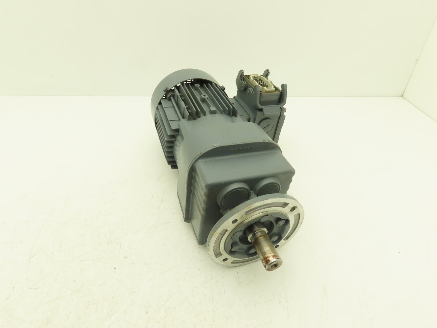 Sew Eurodrive RF17DT71D4/ASB1 Inline Gearmotor 86rpm .37kw 277/480V 3PH 20:1