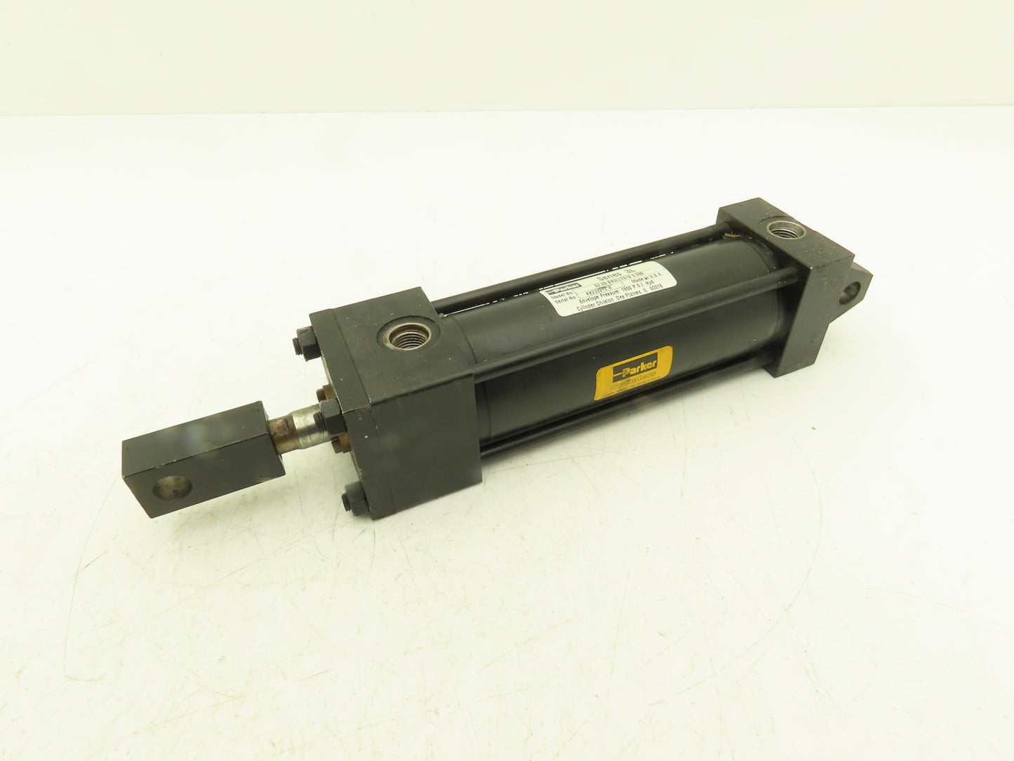 Parker BB3LLTS18 2.00 Hydraulic Cylinder 2"Bore 5"Stroke 1950psi Clevis Mount