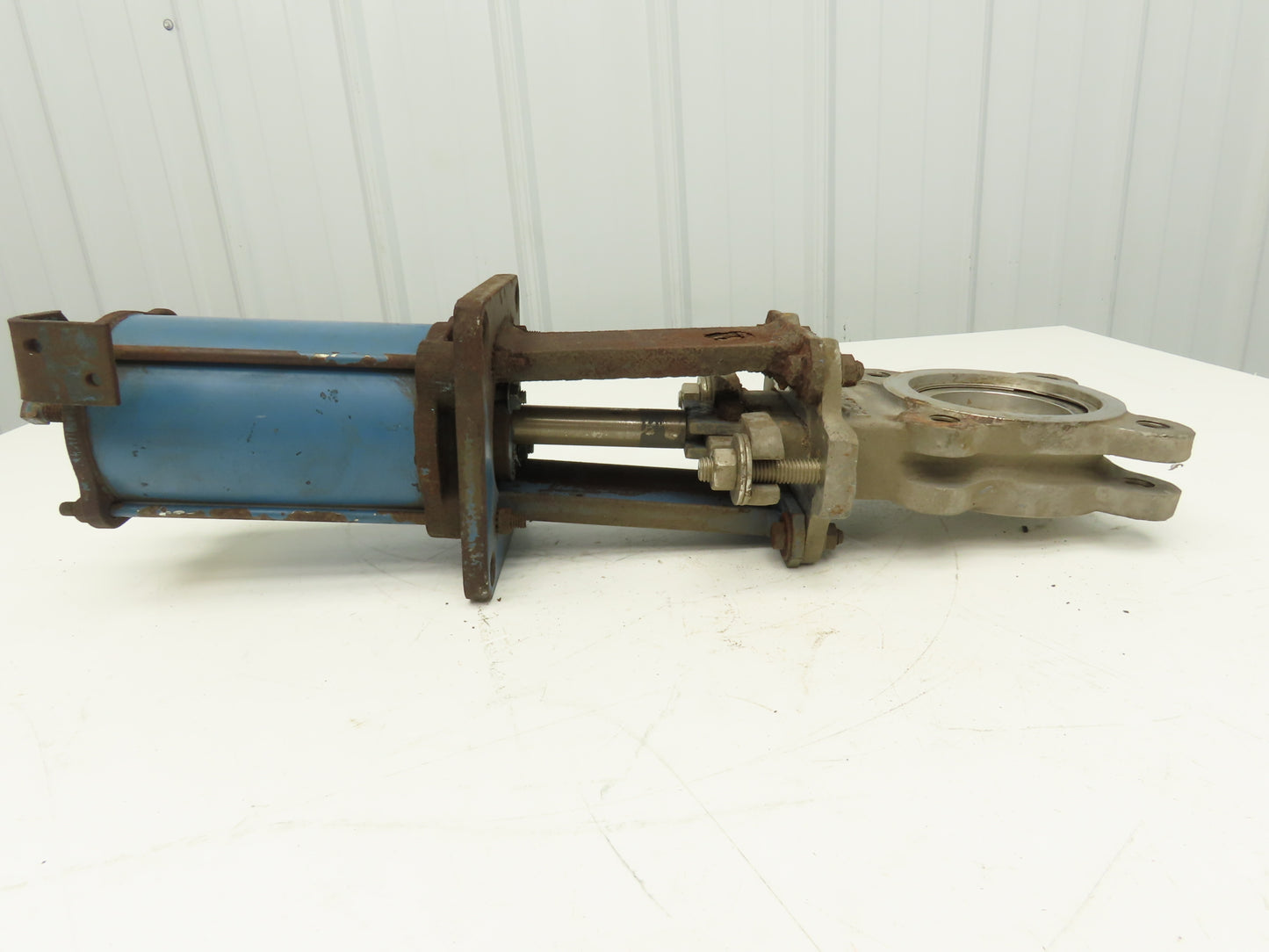 DeZurik KBD 3" Stainless Knife Gate Valve 304SS Air Cylinder Operated *Read*