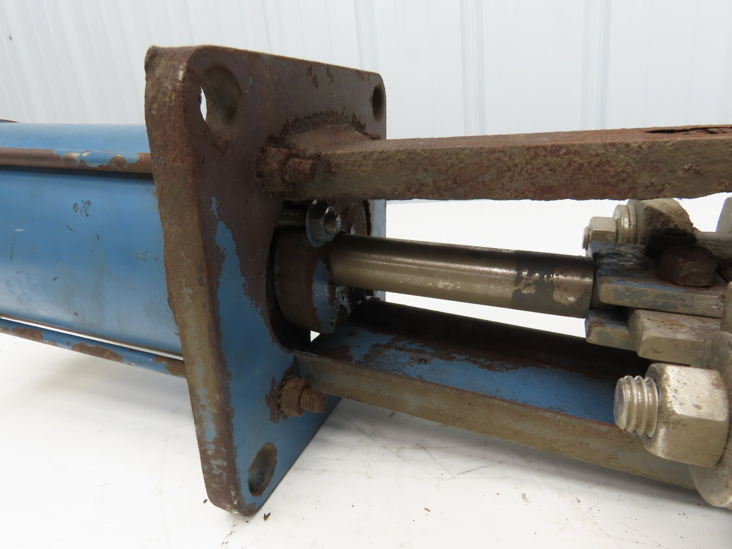 DeZurik KBD 3" Stainless Knife Gate Valve 304SS Air Cylinder Operated *Read*