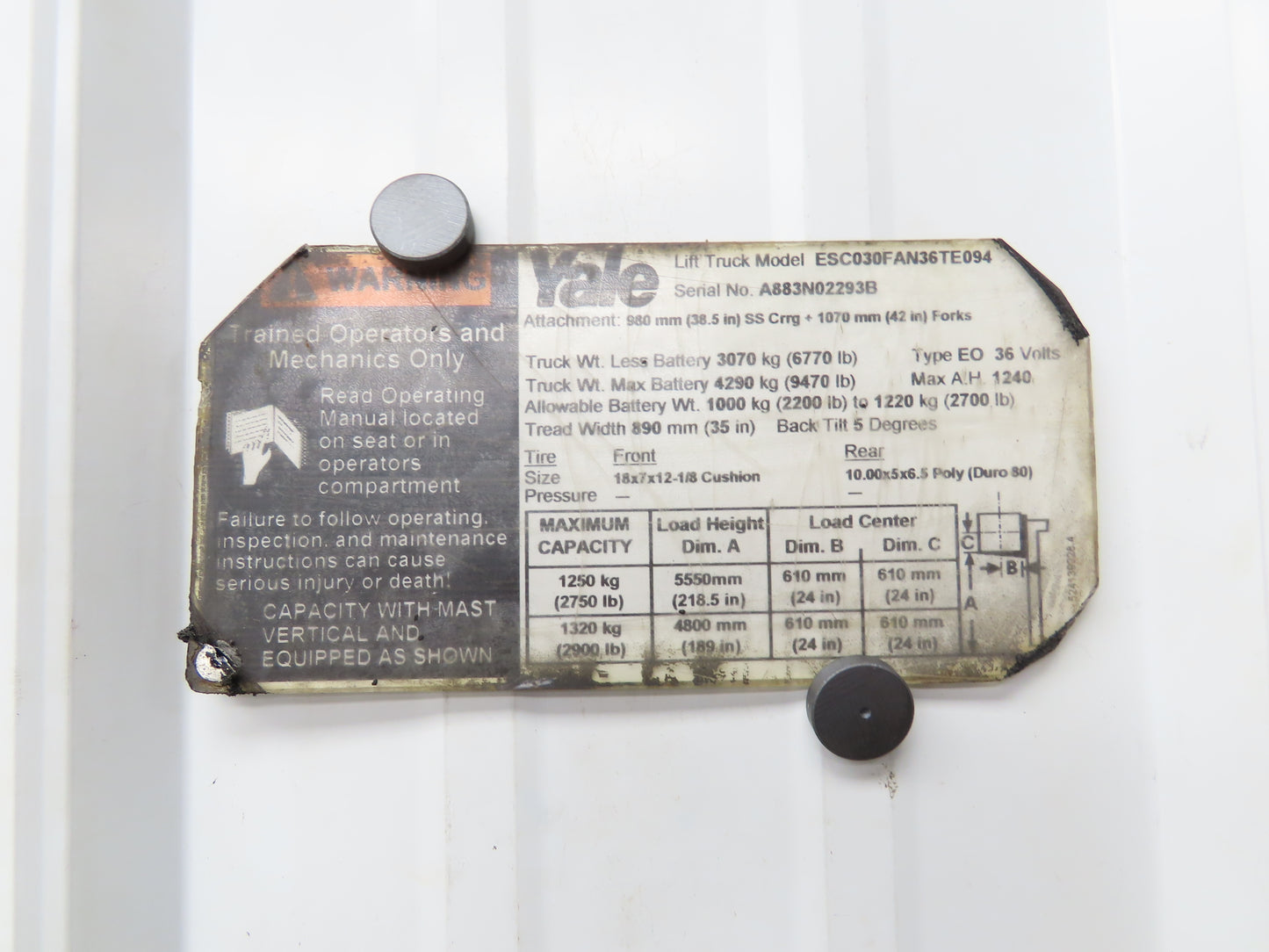 Yale Operator Center Rubber Floor Mat Off ESC030FAN36TE094 Forklift
