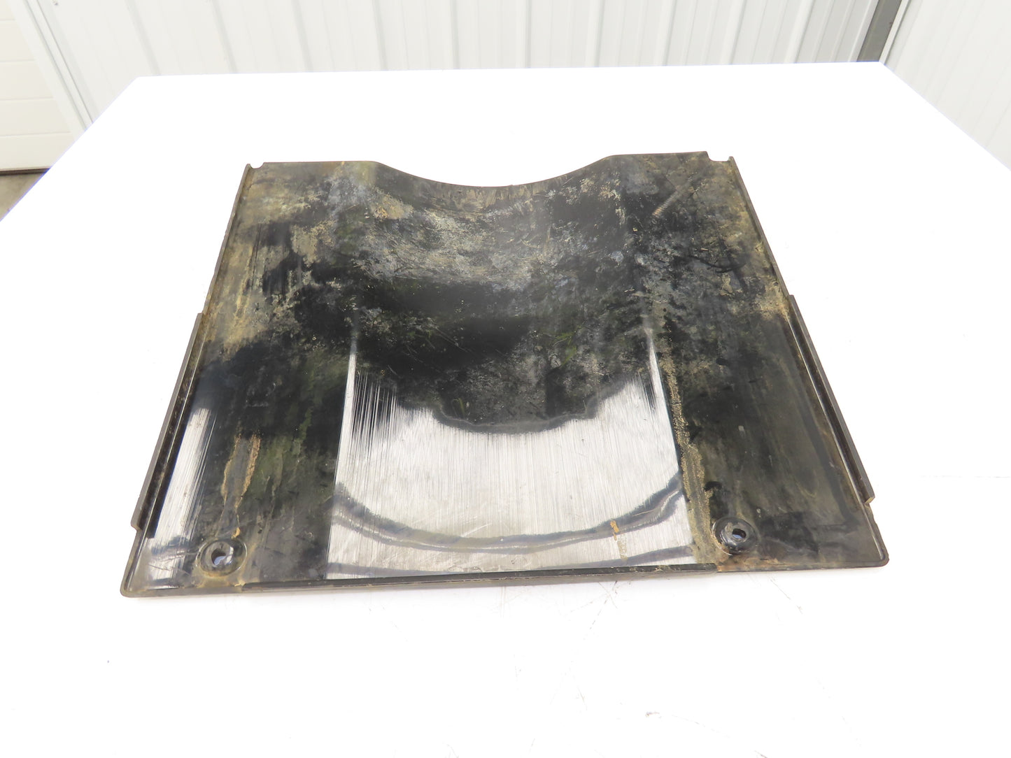 Yale Operator Center Plastic Cover Kick Plate Off ESC030FAN36TE094 Forklift