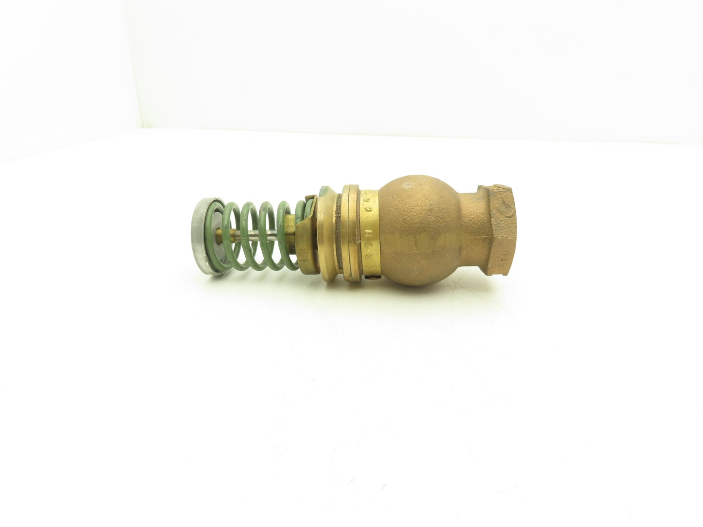 Johnson Controls V-3752-6009 1" Steam Union Angle Valve 3-6 PSI *READ*