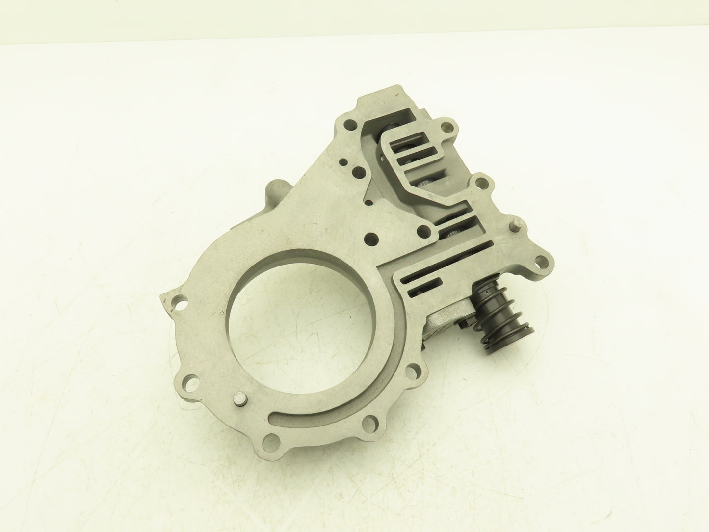 19207-ASSY-12321881 Directional Control Linear Valve Water Pump Military Surplus