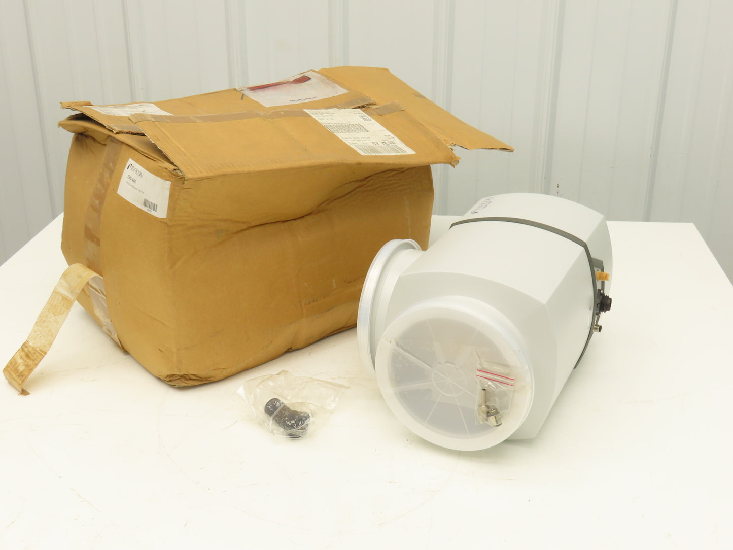 Inficon VAP160-A Right Angle Vacuum Valve 24V ISO-K 160 Flange 180mm 250-440