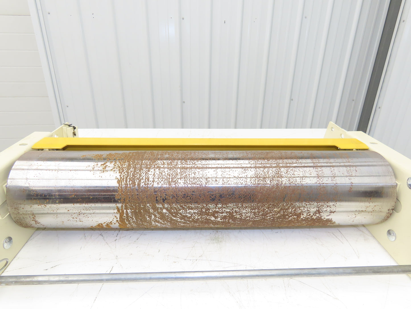 Hytrol 30" Tail Pulley Assembly for Belt-Over Roller Conveyor Beige 27"BF