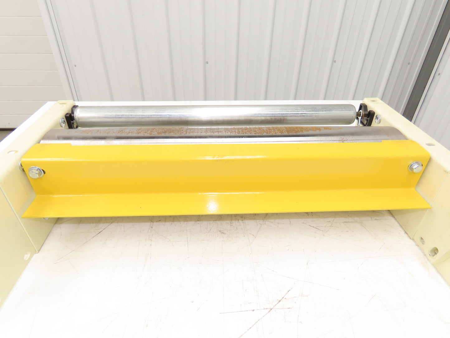 Hytrol 30" Tail Pulley Assembly for Belt-Over Roller Conveyor Beige 27"BF