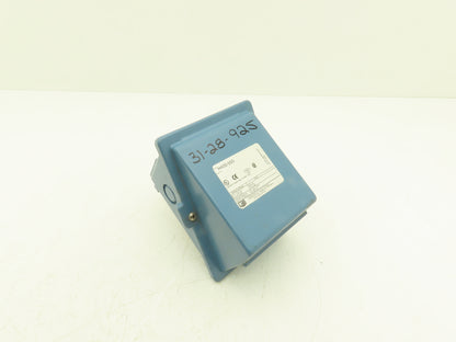 United Electric H400-555 Pressure Switch 0-100 PSI 480VAC 1/4"NPT