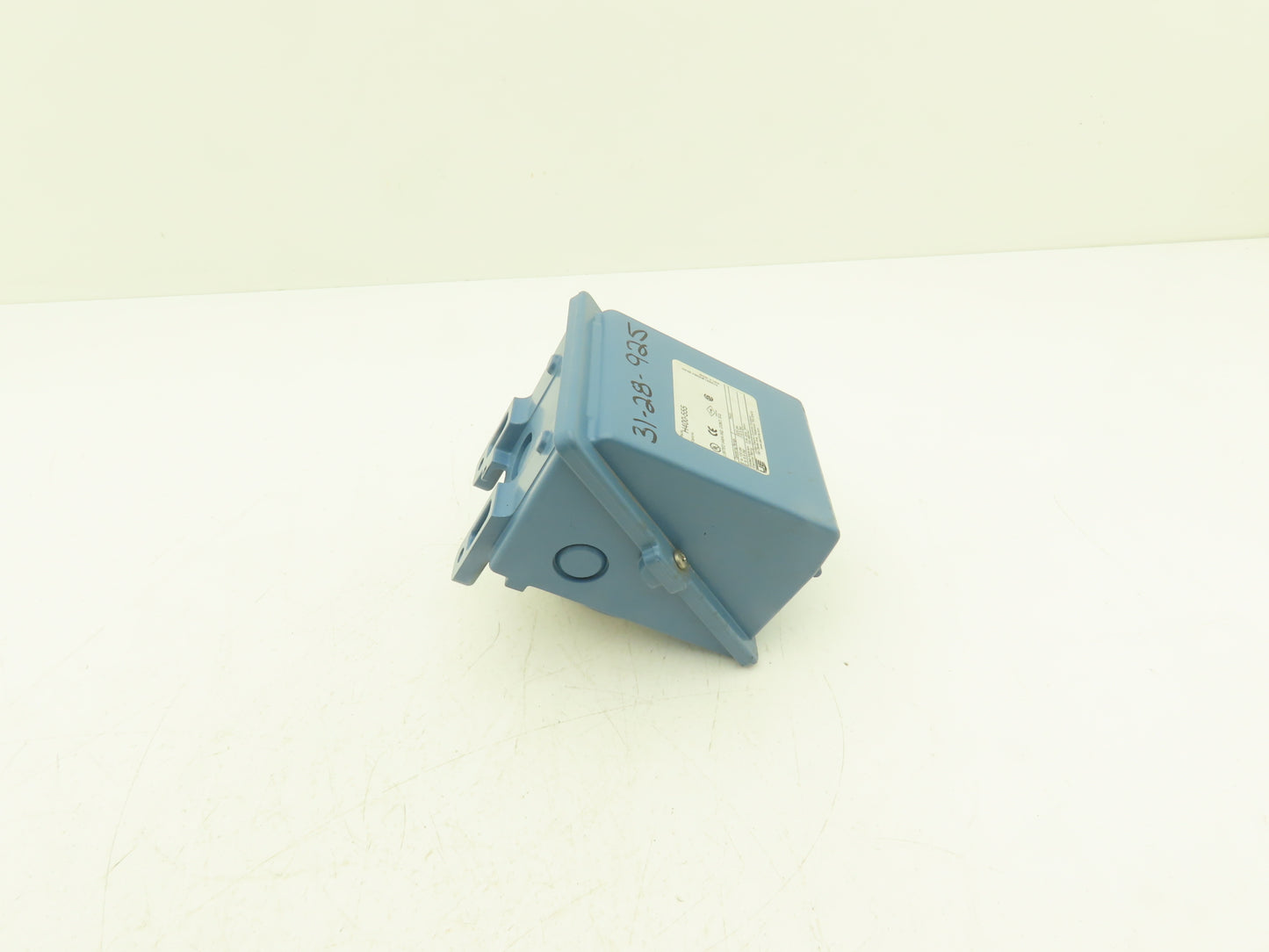 United Electric H400-555 Pressure Switch 0-100 PSI 480VAC 1/4"NPT