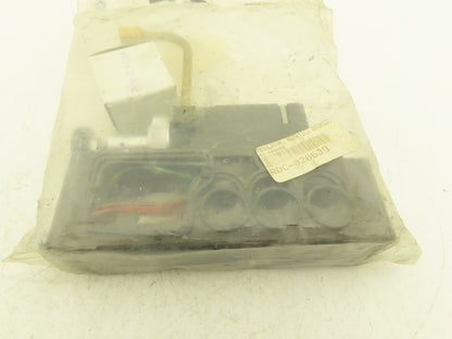 Numatics 082RS315C000000 Pneumatic Air Regulator Valve w/Manifold Base