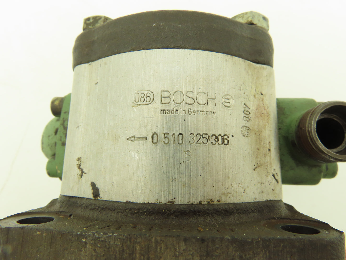Bosch 0510 325 306 External Hydraulic Gear Pump 	5.5 cm³/re 80mm Flange