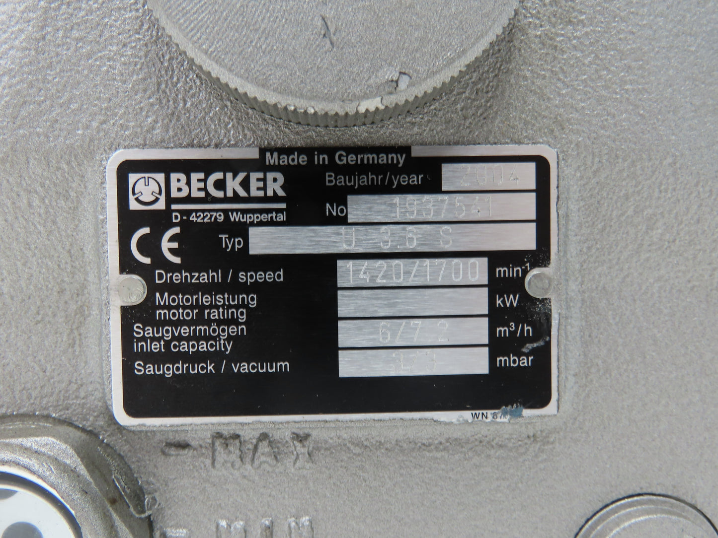 Becker U3.6S D71A4P Rotary Vane Vacuum Pump 4.4CFM 7.2m³/h .3kw 200-520V 3PH