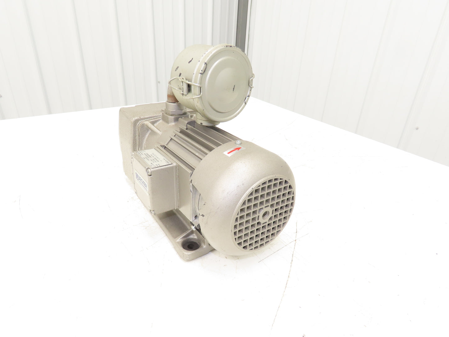 Becker U3.6S D71A4P Rotary Vane Vacuum Pump 4.4CFM 7.2m³/h .3kw 200-520V 3PH