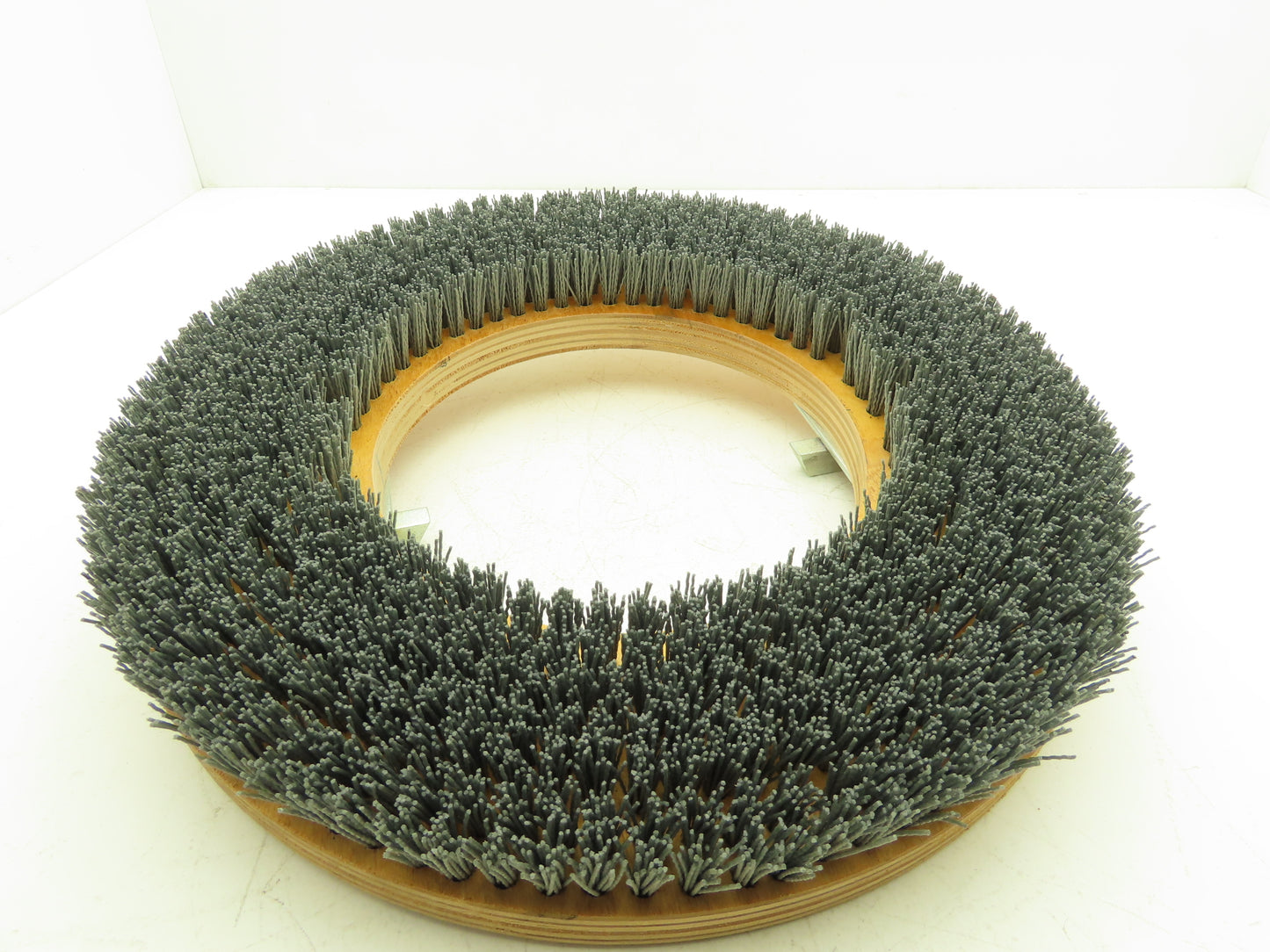 American Lincoln 07-08-03168 18" Medium Brush for Rotary Floor Scrubber