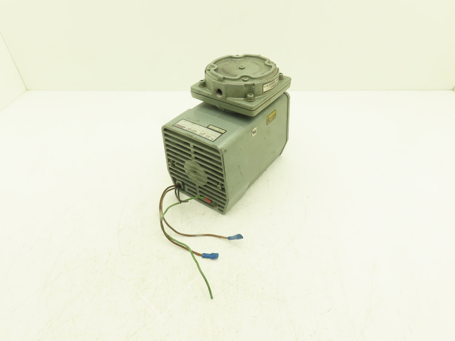 Gast DOA-P101-FB Oilless Compressor Vacuum Pump 1/4"npt 115V