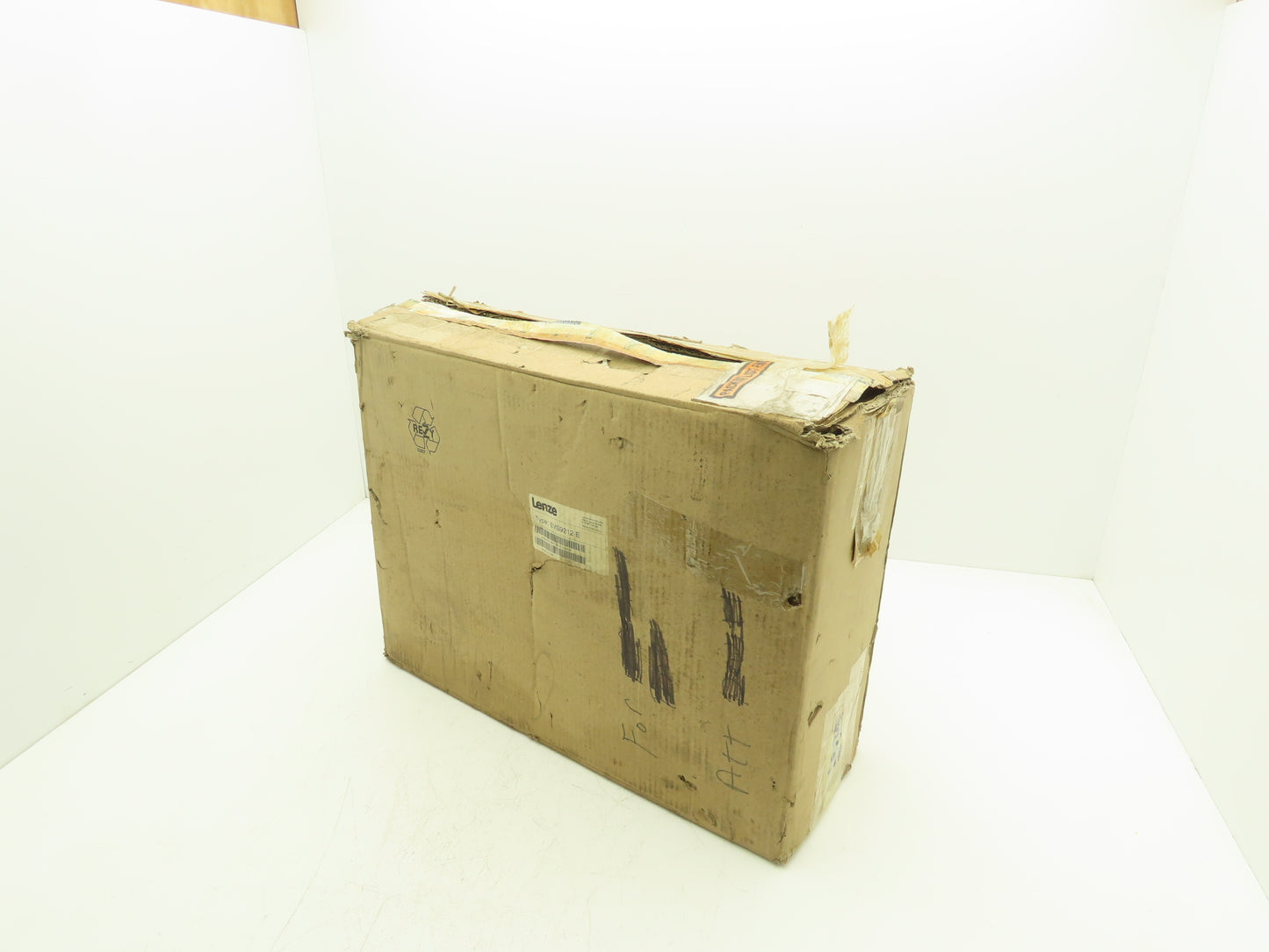 Lenze Servo Controller Power Supply 400/480VAC In 540/650VDC Out 7/7142/18220