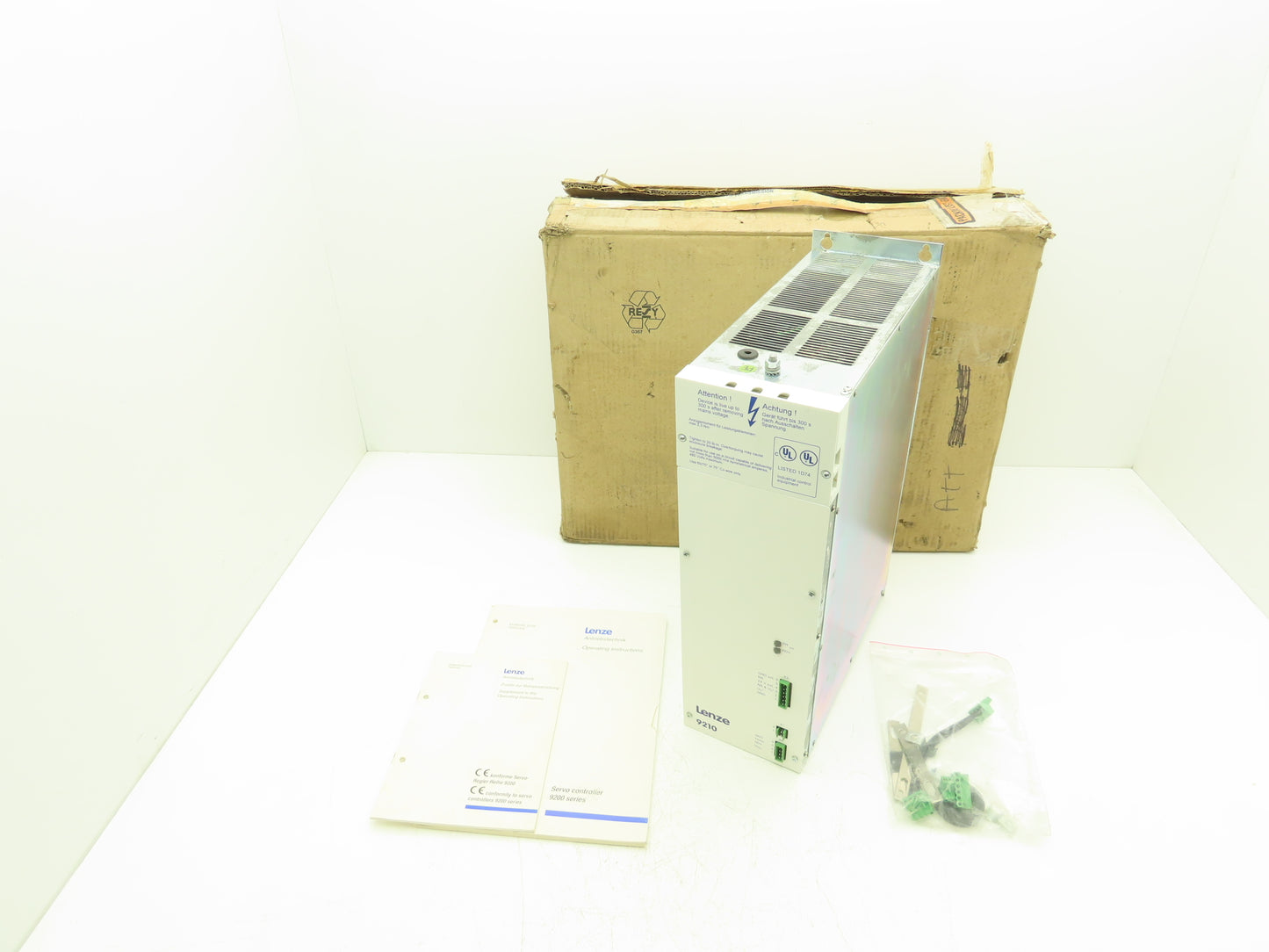 Lenze Servo Controller Power Supply 400/480VAC In 540/650VDC Out 7/7142/18220